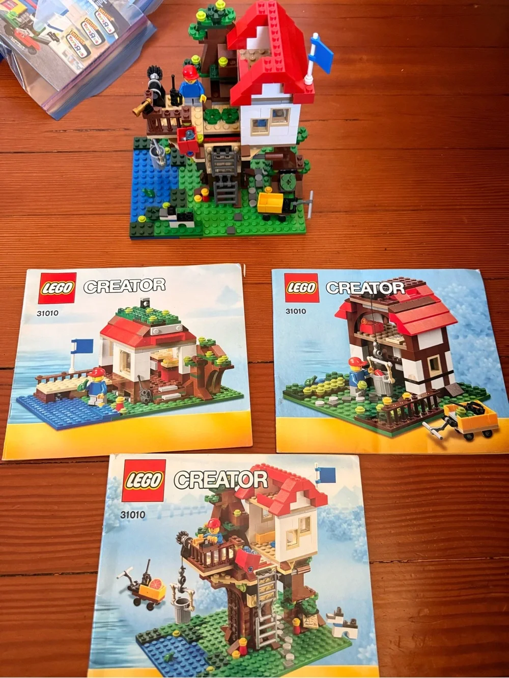Lego Creator Treehouse 3in1 set 31010